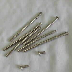 Set of screws for scrapbooking notebooks 2 screw sizes